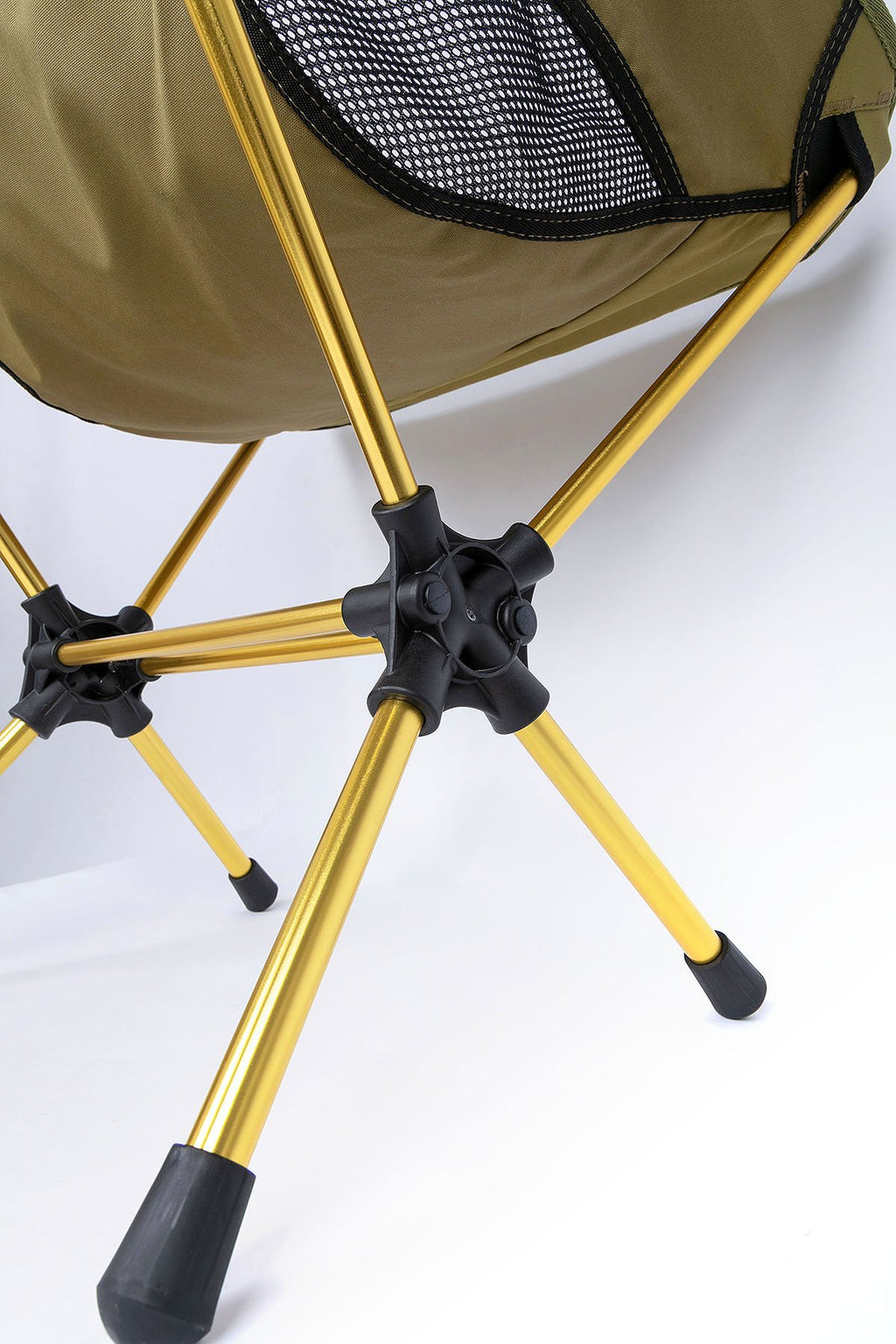 HIGH-BACK FOLDING CHAIR